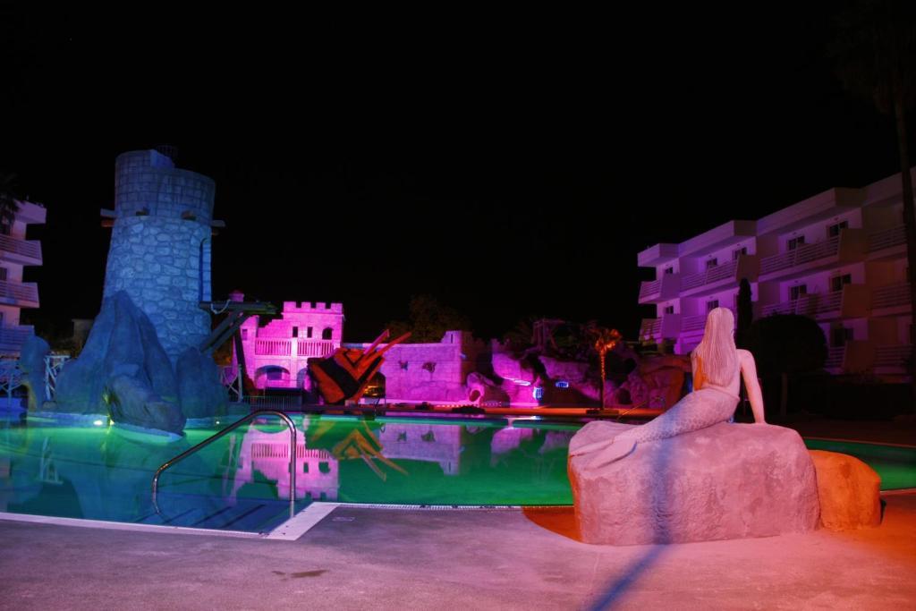Pirates Village Santa Ponsa Exterior photo